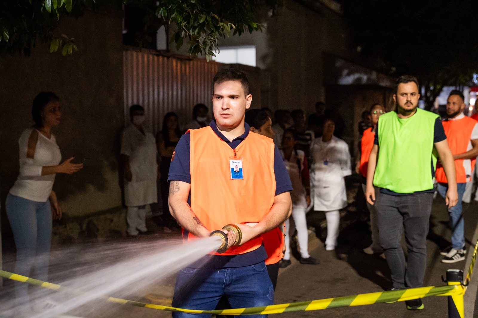 Santa Casa de Votuporanga realiza simulado noturno de situação de emergência e combate a incêndio na Ala B