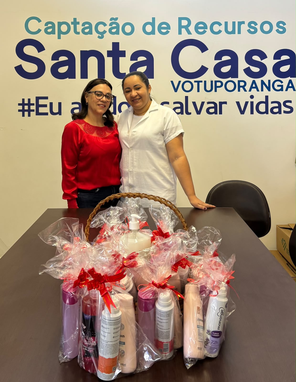Santa Casa de Votuporanga recebe doação de kits de higiene do Grupo Cúmplices