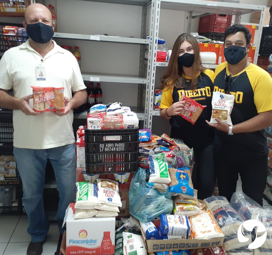 Alunos da Unifev arrecadam 140 quilos de alimentos para a Santa Casa de Votuporanga